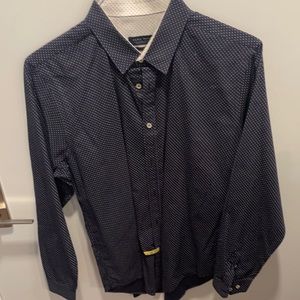 Men’s Zara shirt